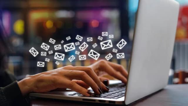 Top 10 Email Marketing Tools for Bootstrapped Startups